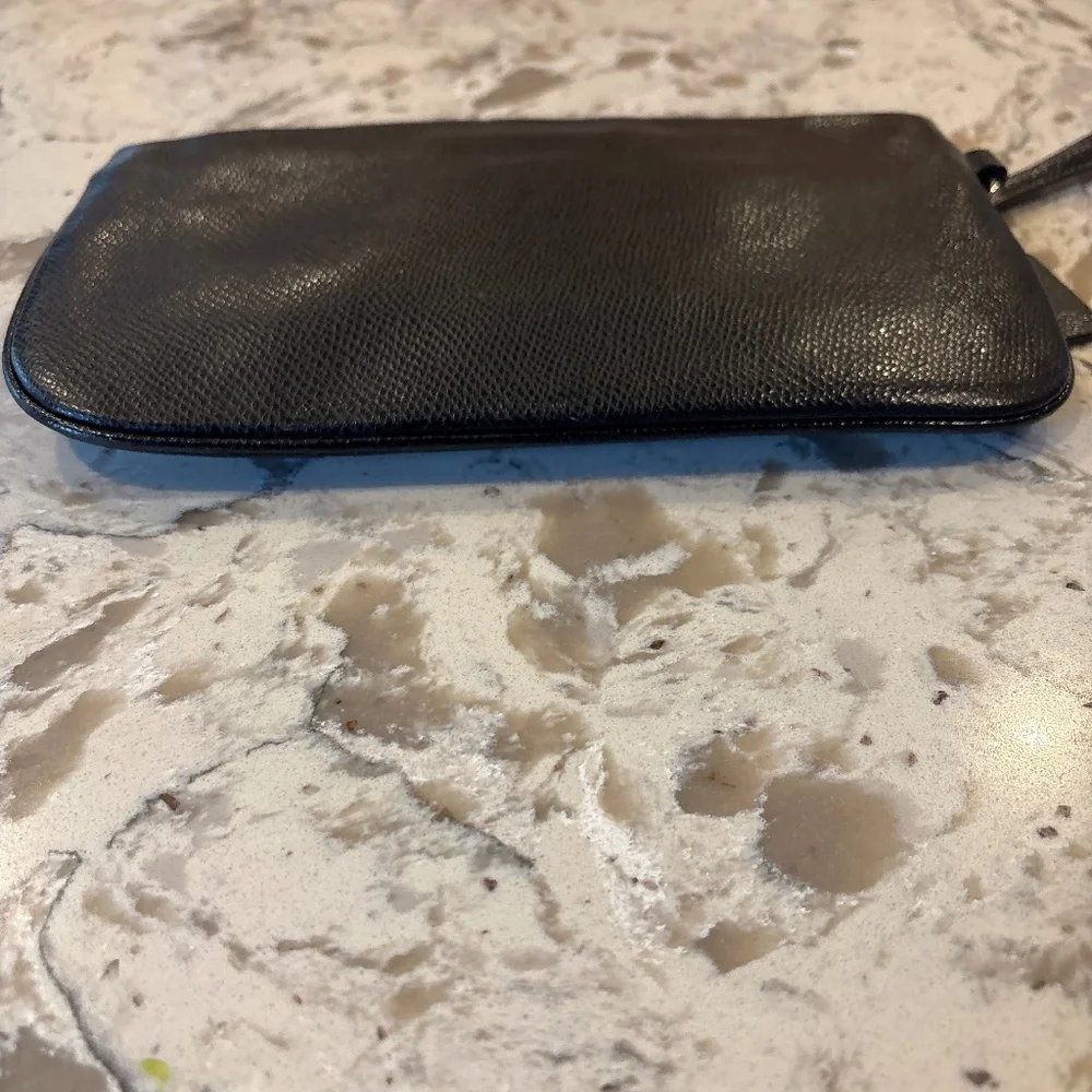 Coach Black Zip Top Crossgrain Leather Wristlet Wallet F65555 FS2 - Picture 3 of 6